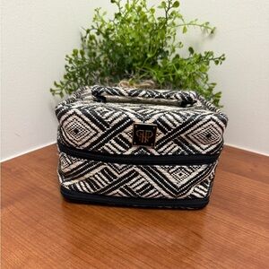 PurseN Travel Black and White Geometric Jewelry Bag EUC